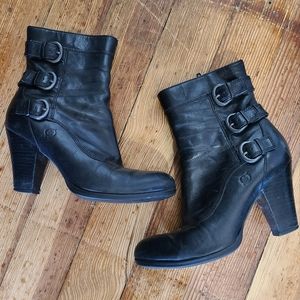 Born Black Buckle Boots sz 8/39